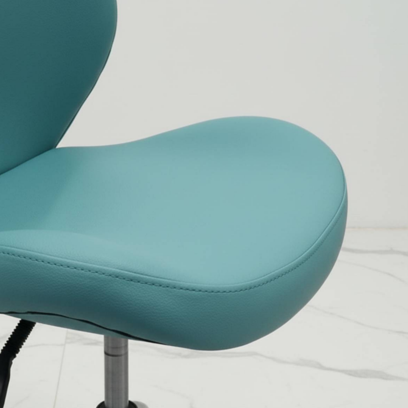 Upholstered Swivel Chair Cushi - đánh giá và giá Office Chair