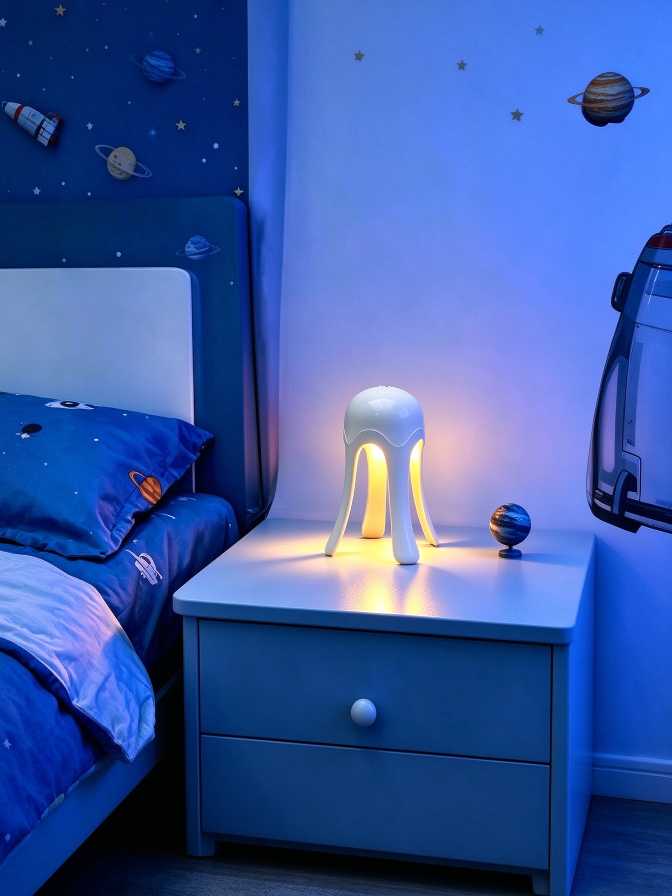 Compact size & stable base, po - đánh giá và giá Desk Lamp